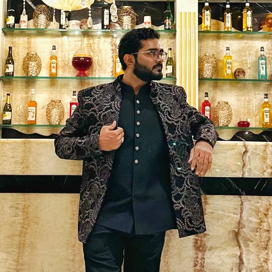 Mr. Jenish Dhameliya - CEO, Repotic